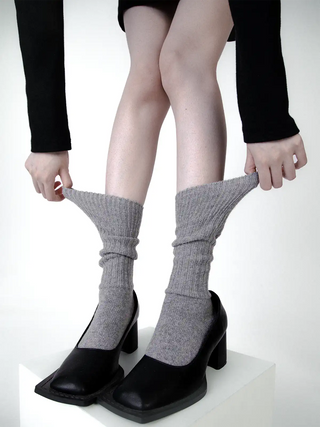 Thick thread double needle wool mid-tube socks