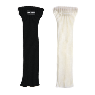 Solid color black and white thick line knitted socks