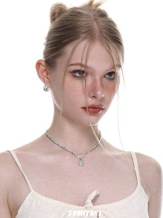 Double-layered clavicle chain pendant