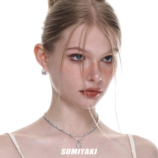 Double-layered clavicle chain pendant