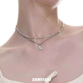 Double-layered clavicle chain pendant