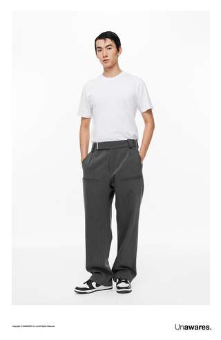 [UNAWARES] Custom Logo Tail Clamp Loose Slim-Fit Pants