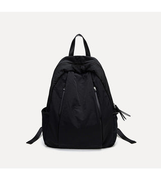 Large-capacity lightweight backpack