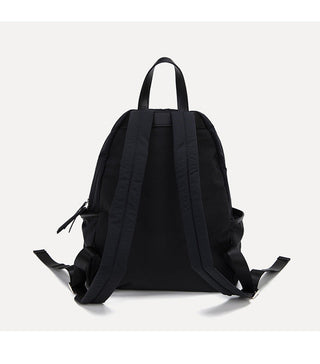 Large-capacity lightweight backpack