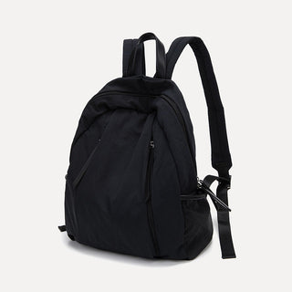 Large-capacity lightweight backpack