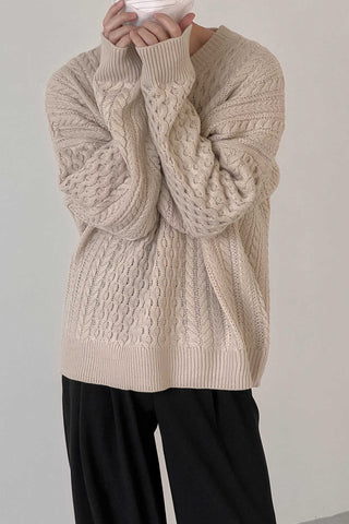 Small short twist round neck sweater