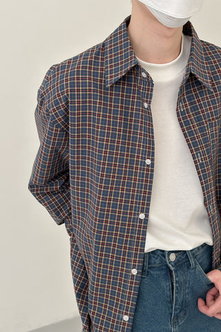 long-sleeved plaid shirt jacket