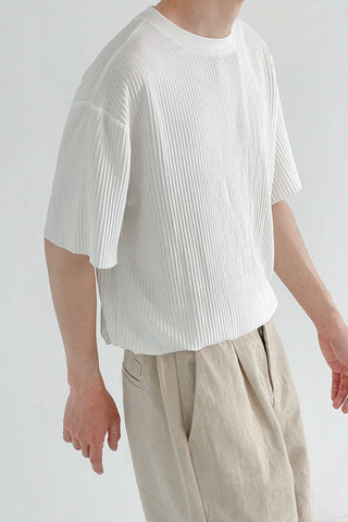 Pleated short-sleeved loose fit T-shirt