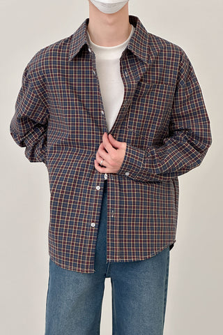 long-sleeved plaid shirt jacket