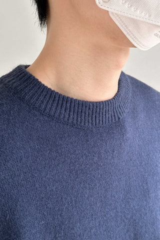 Knitted loose fit pullover sweater