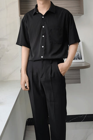 Minimalist loose iron-free short-sleeved shirt