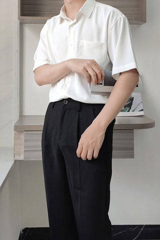 Minimalist loose iron-free short-sleeved shirt