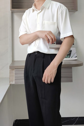 Minimalist loose iron-free short-sleeved shirt