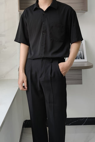 Minimalist loose iron-free short-sleeved shirt