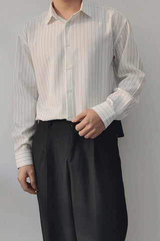 Striped anti-wrinkle long-sleeved shirt