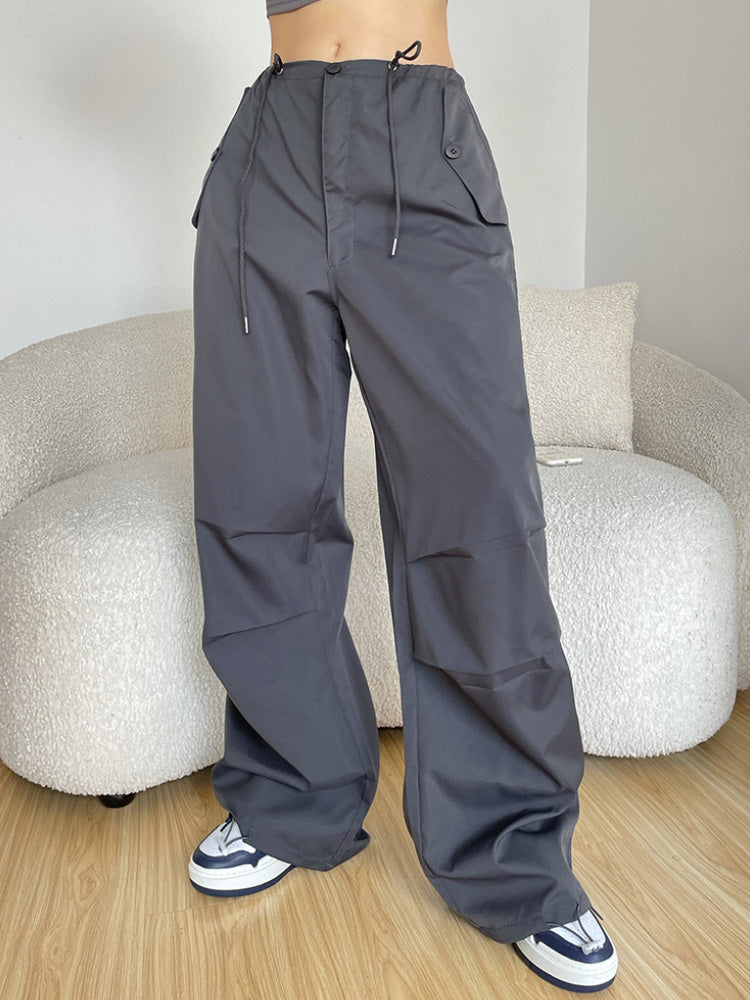 CARGO PANTS definition and meaning | Collins English Dictionary